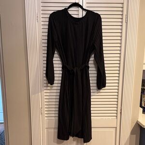 BloomChic Black Long Sleeve Dress